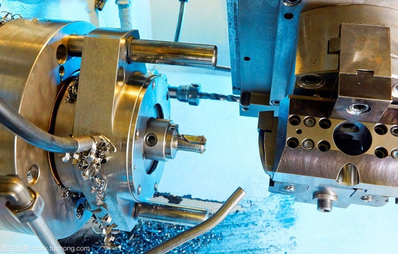 轉移加工。機加工indecober。精密零件加工系列。汽車行業。berriz。bizkaia。巴斯克的國家。西班牙。